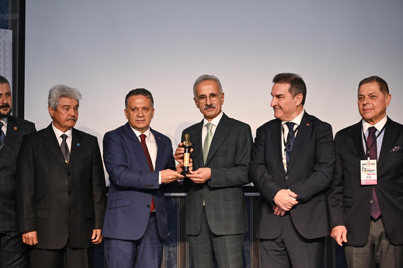 I M G 20251108 W A0094