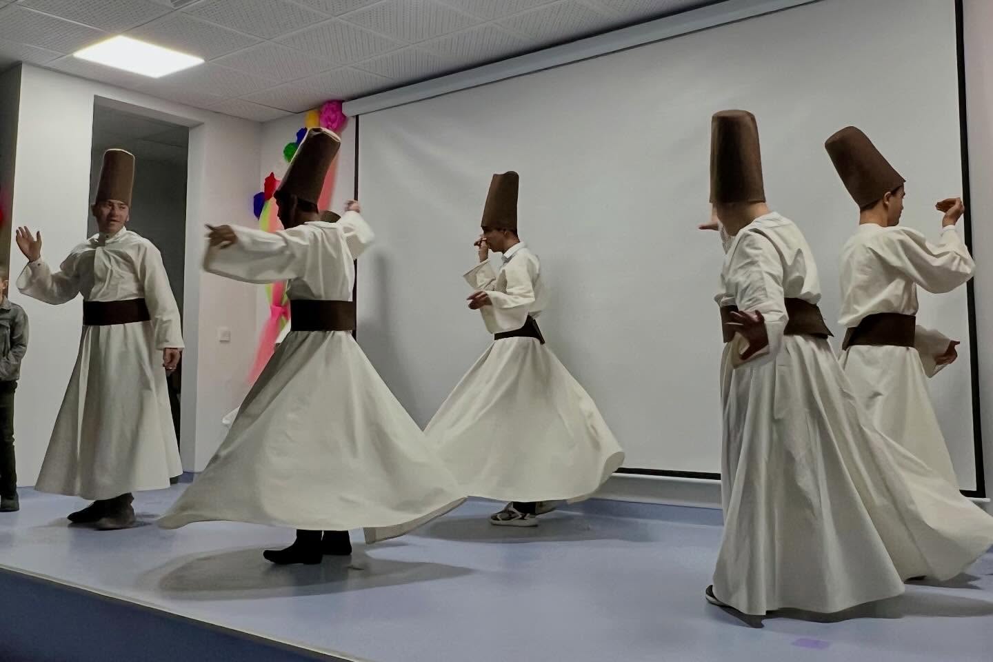 587288764 18298954174280266 7752038007160663799 N