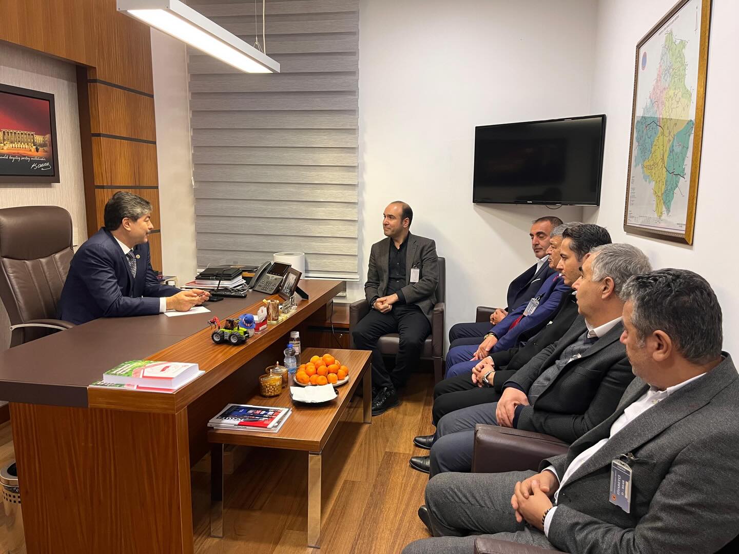 587480457 18306361312255336 3080263256445126258 N