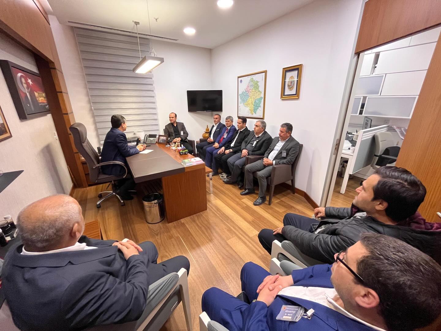 587784598 18306361321255336 4351474744279301368 N