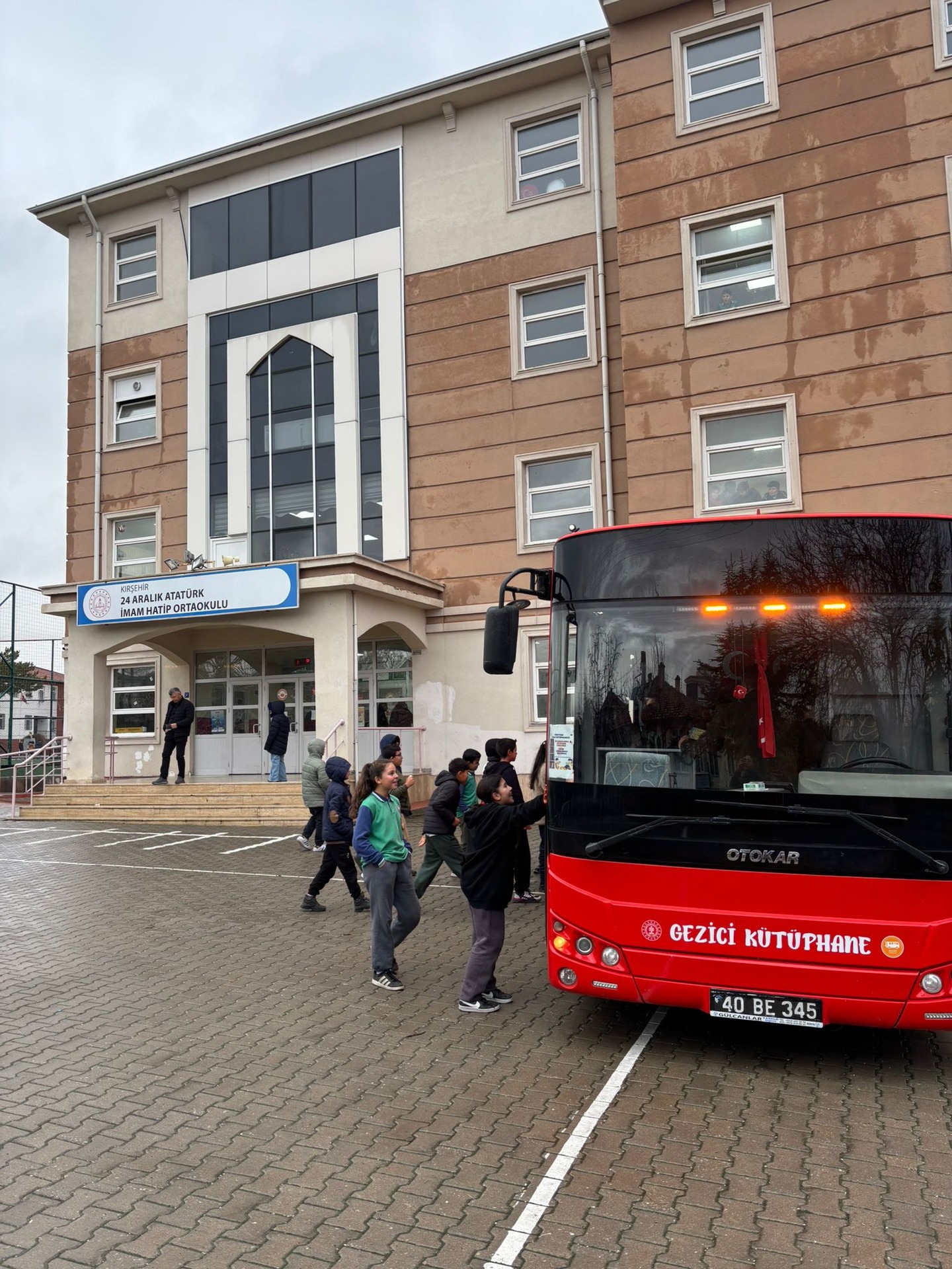 589021463 18352018294207723 6295657930934426813 N