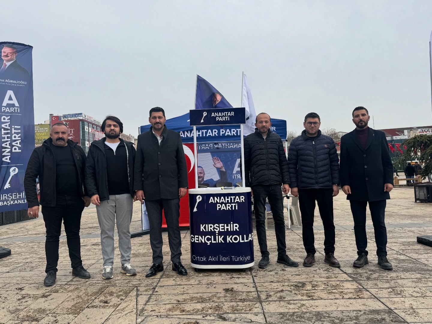 589179732 17892276693381228 9200590873783814760 N