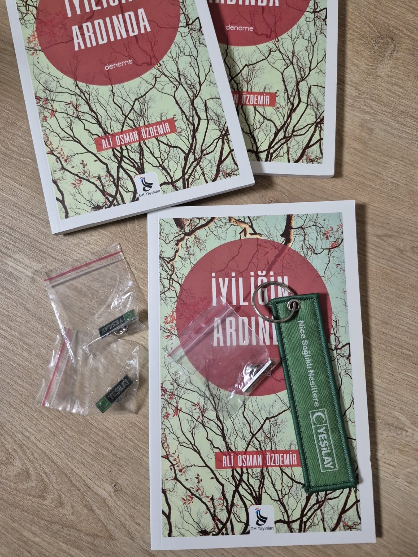 589905210 18302206906282389 8426772736183245760 N