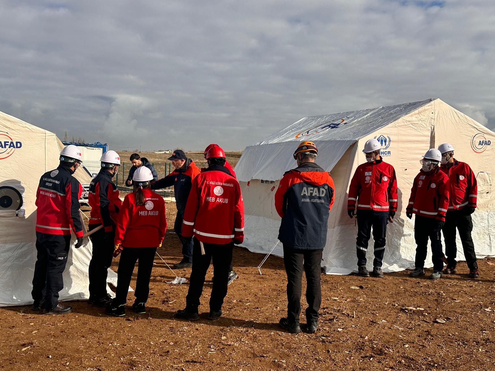 591143828 18319816150219328 6459414574387249646 N