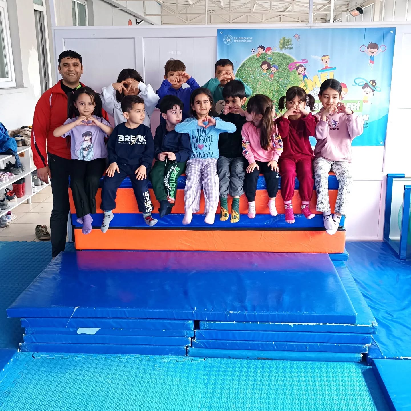 591167875 18338325853231791 8790906886854110135 N