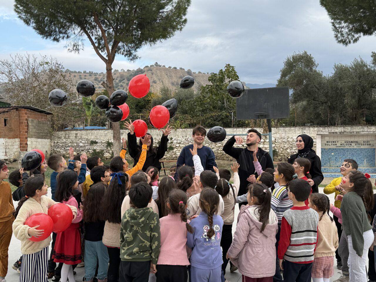 592197855 1289218239914278 8107590140930702588 N