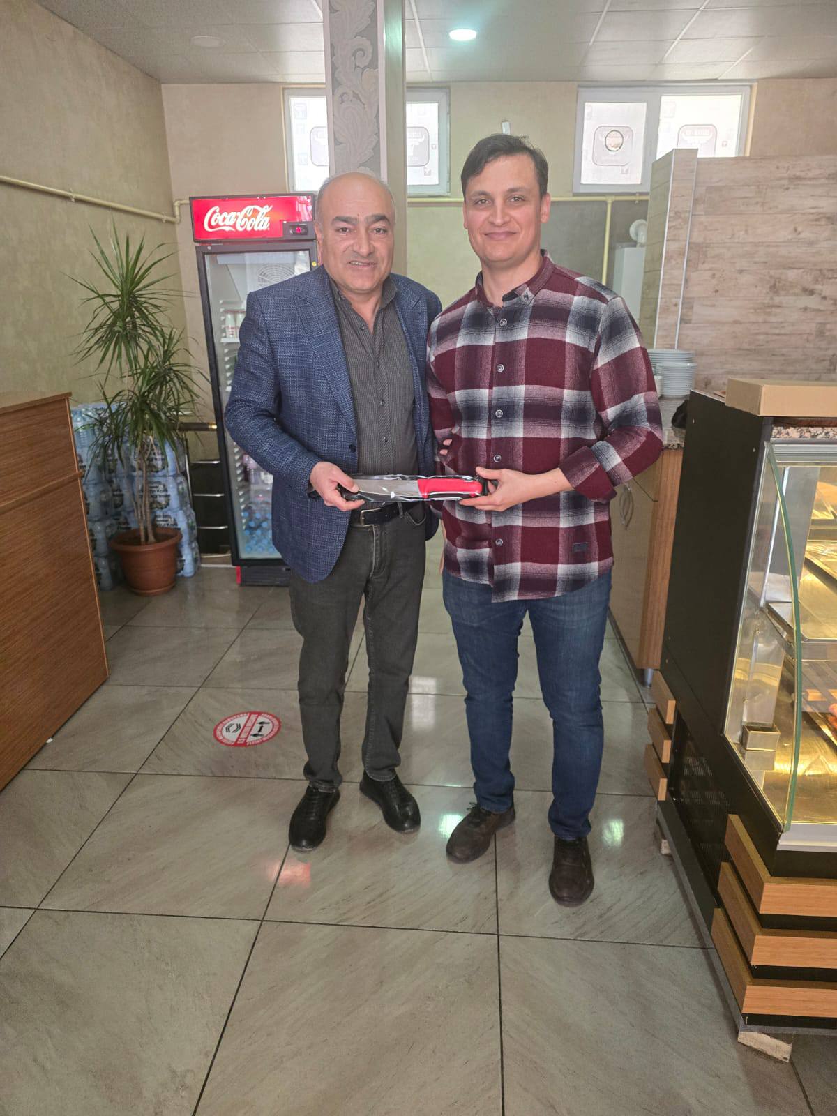 592217453 10224832522000914 4533045768676493088 N