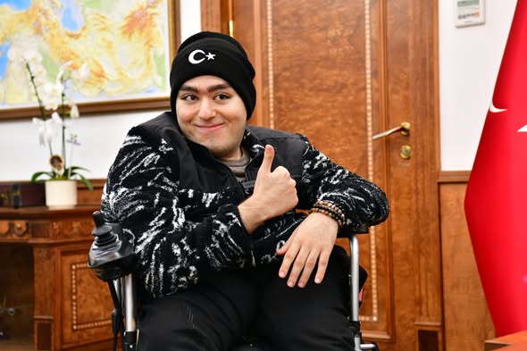 592902666 1172665508384733 889676823277111250 N