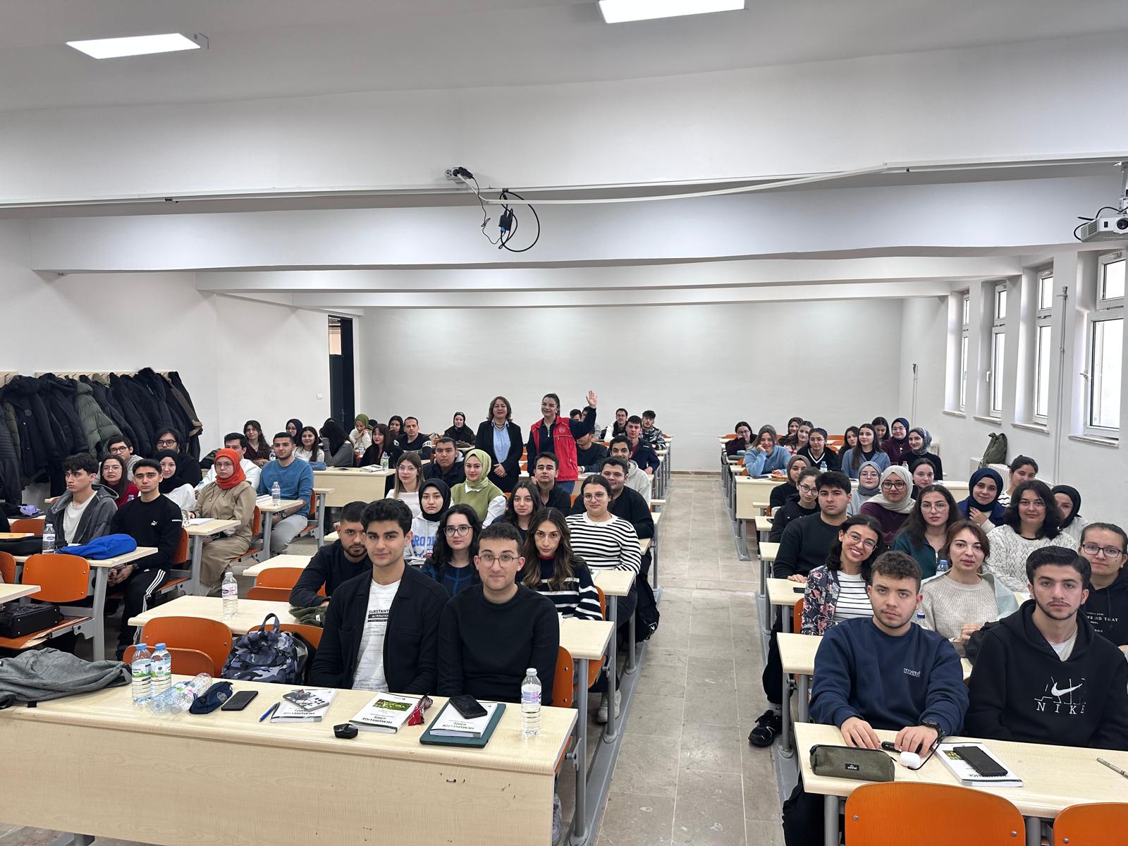 597765544 1335279848611539 3092996808214935453 N