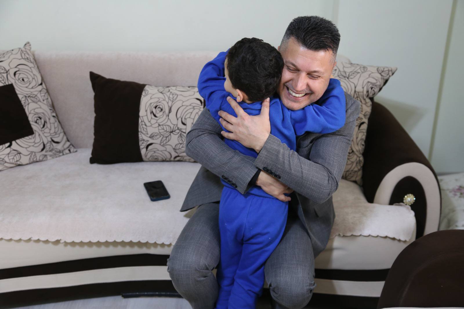 598582330 872314608642294 1952891308124522697 N