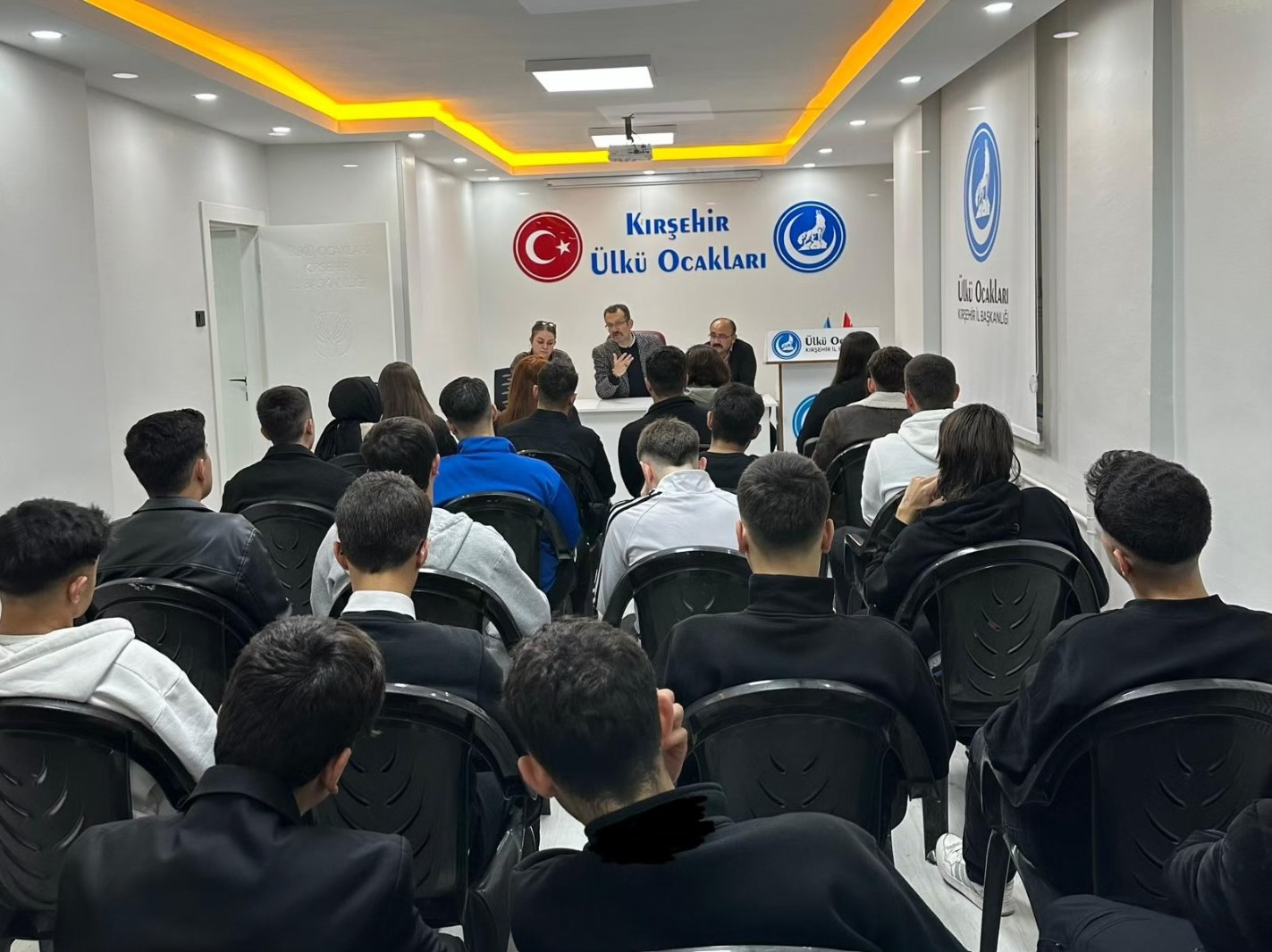 598717088 2747708578915610 6859787082379544381 N