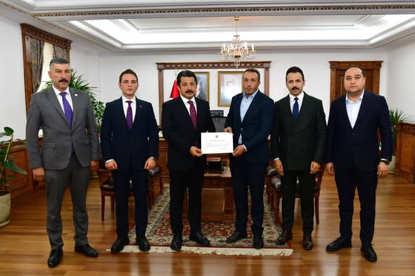 600574390 1177459817908839 7704733879423781499 N