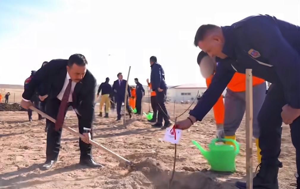 A A 20251208 39924955 39924952 K I R S E H I R D E C E Z A E V I Y E R L E S K E L E R I N D E 5 B I N 500 F I D A N T O P R A K L A B U L U S T U