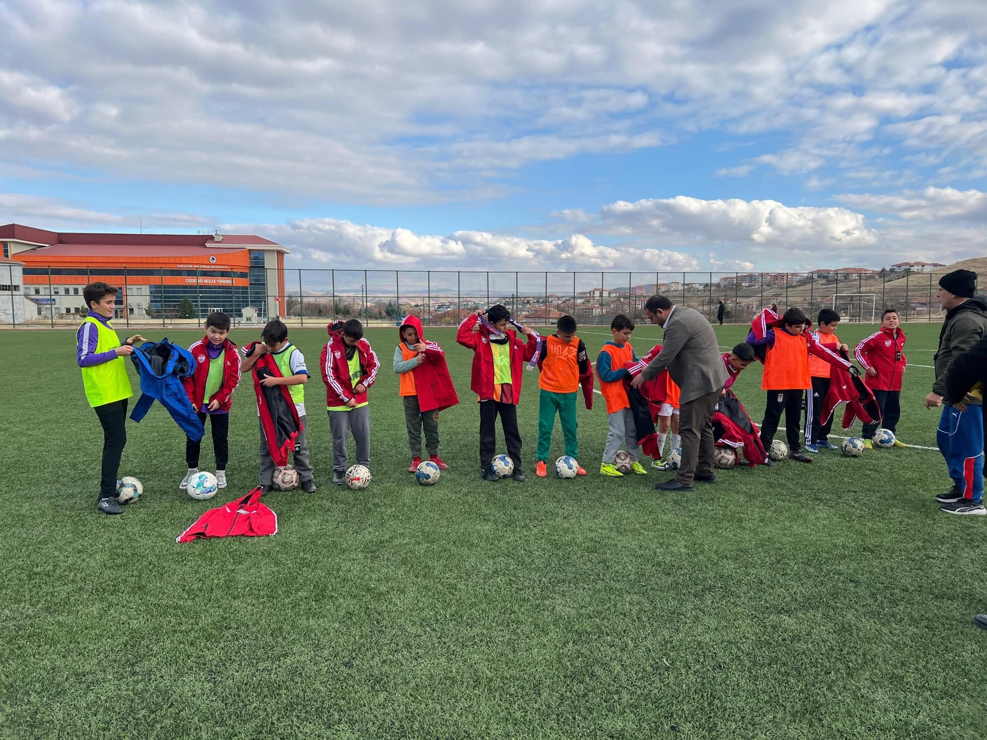 F B I M G 1765718308634