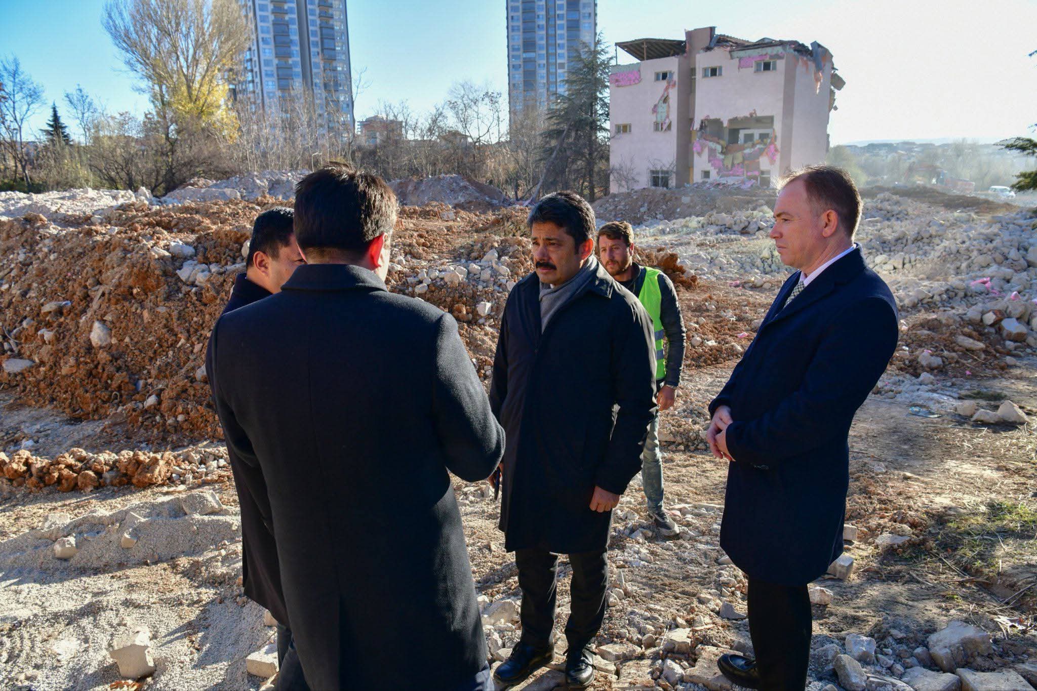 F B I M G 1765994780174