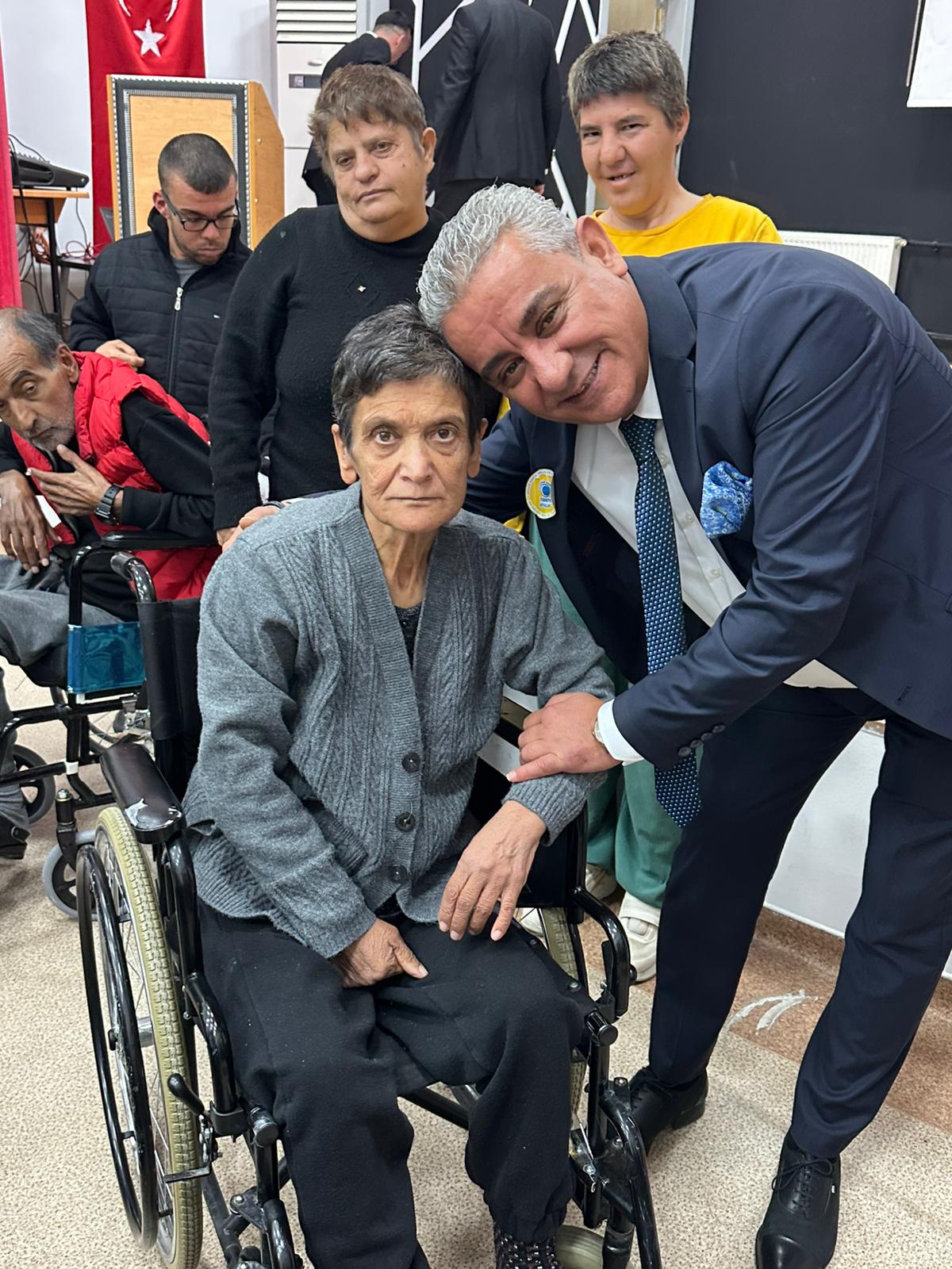 Fa8D9D8D 50A3 4880 942E 75B9Bdc5F04D