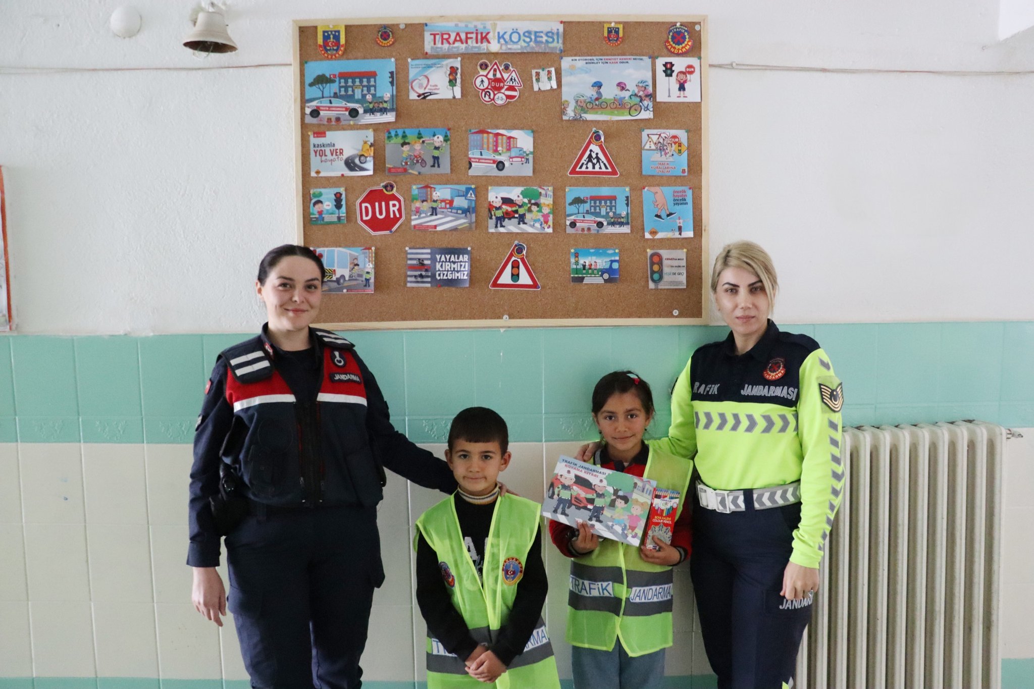 G8D Jh W9 X E A Aqe Vy