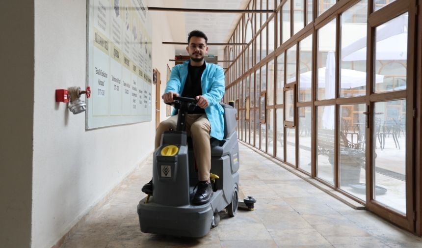 Kapak 2025 12 16T092142.063