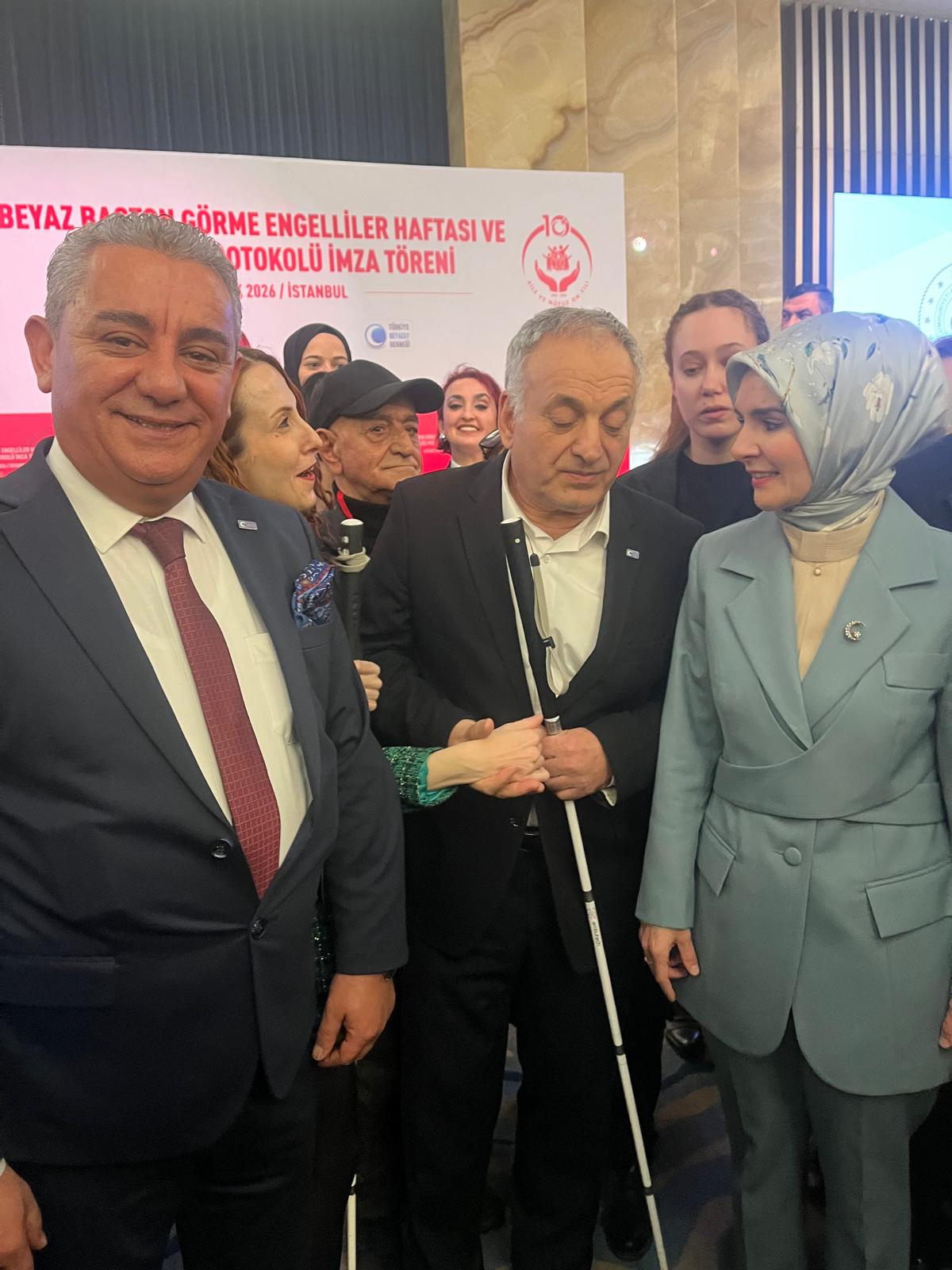 1Ac95C82 4F64 4A4C 920B 0Bf0455Cbeac