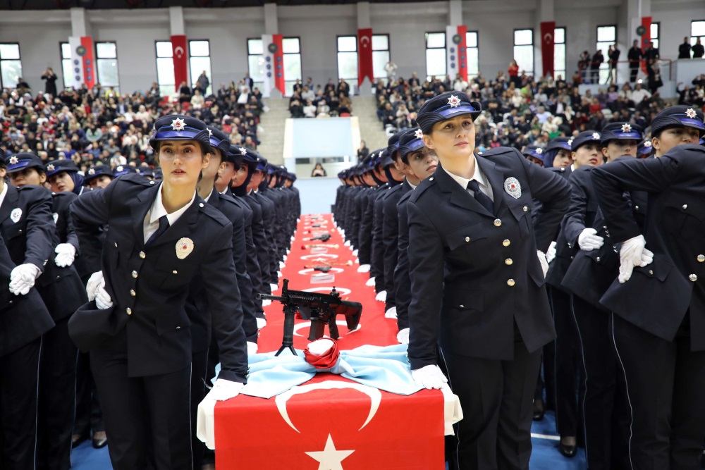 29Donem Mezuniyet 23194Fe034F19 5A52 4Ea6 Ab94 C32Acf440A93