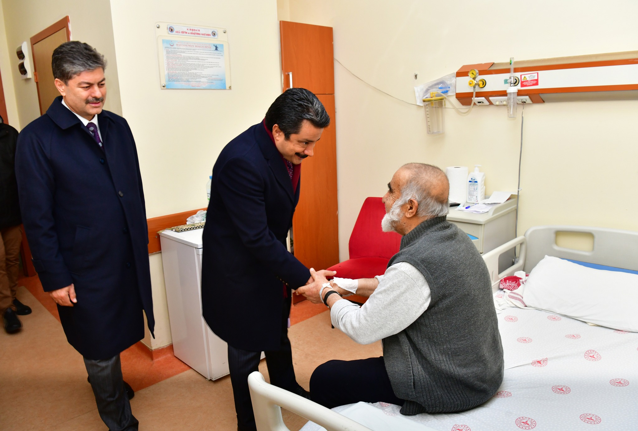 608544648 1193735572944393 2761562479462390336 N