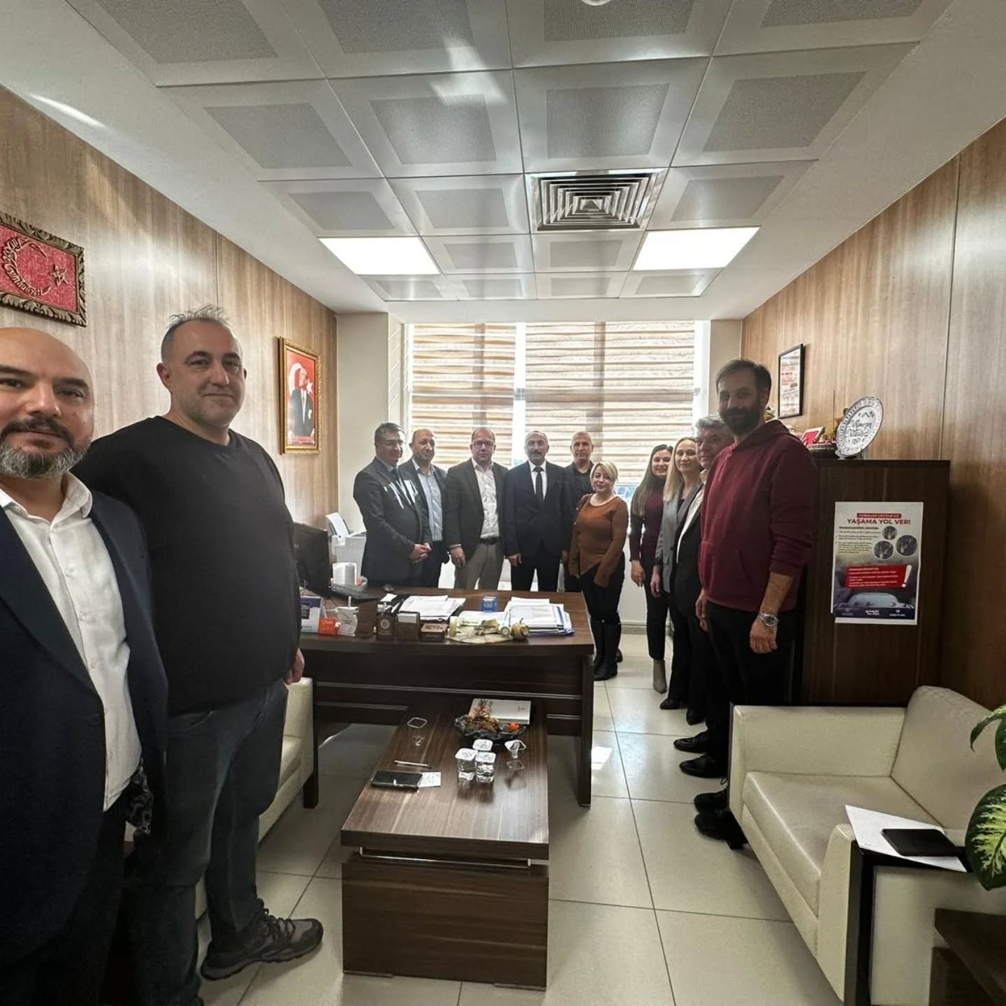 611621073 18145213780455106 550008214445662246 N