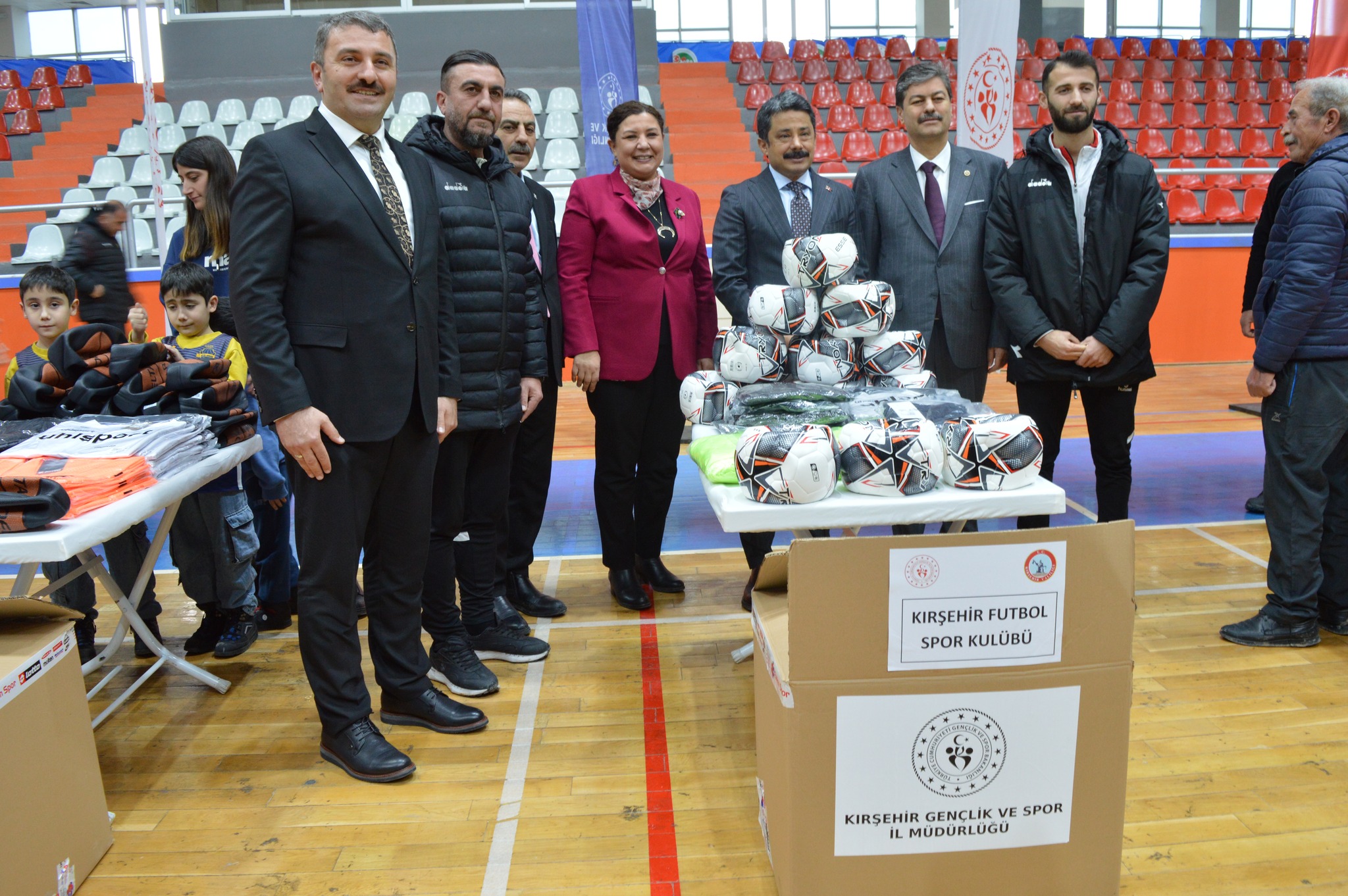 613367696 1358631999609657 397960082800336469 N