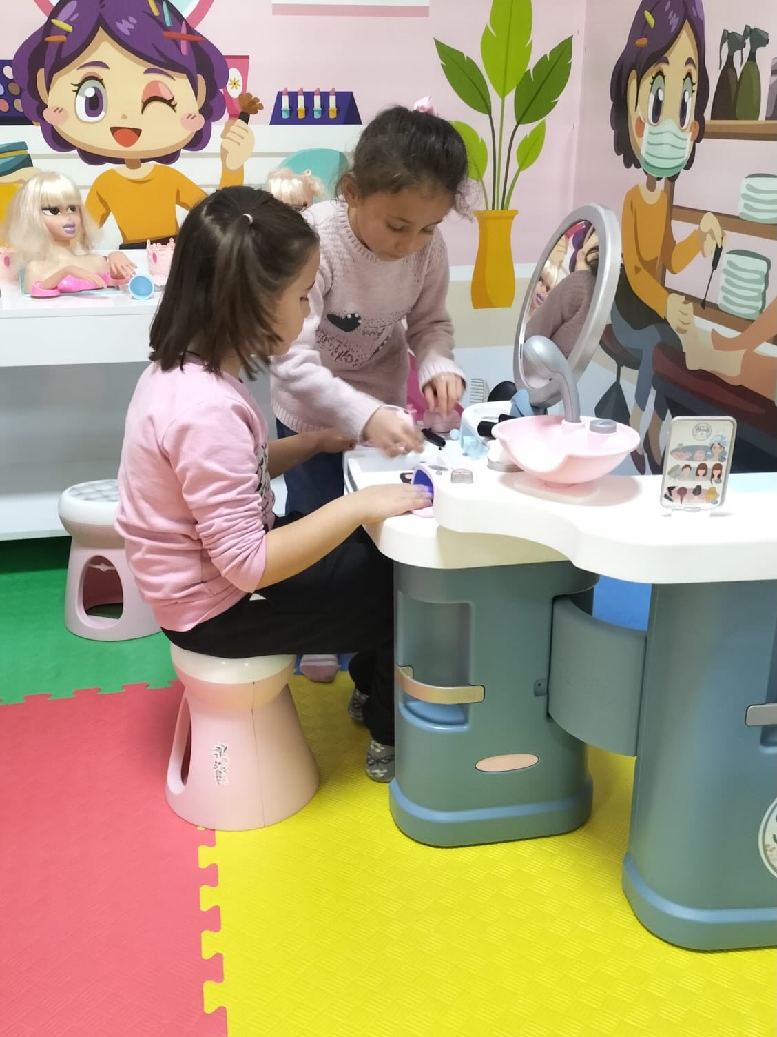 616342008 17971267488004141 8021963770344780860 N