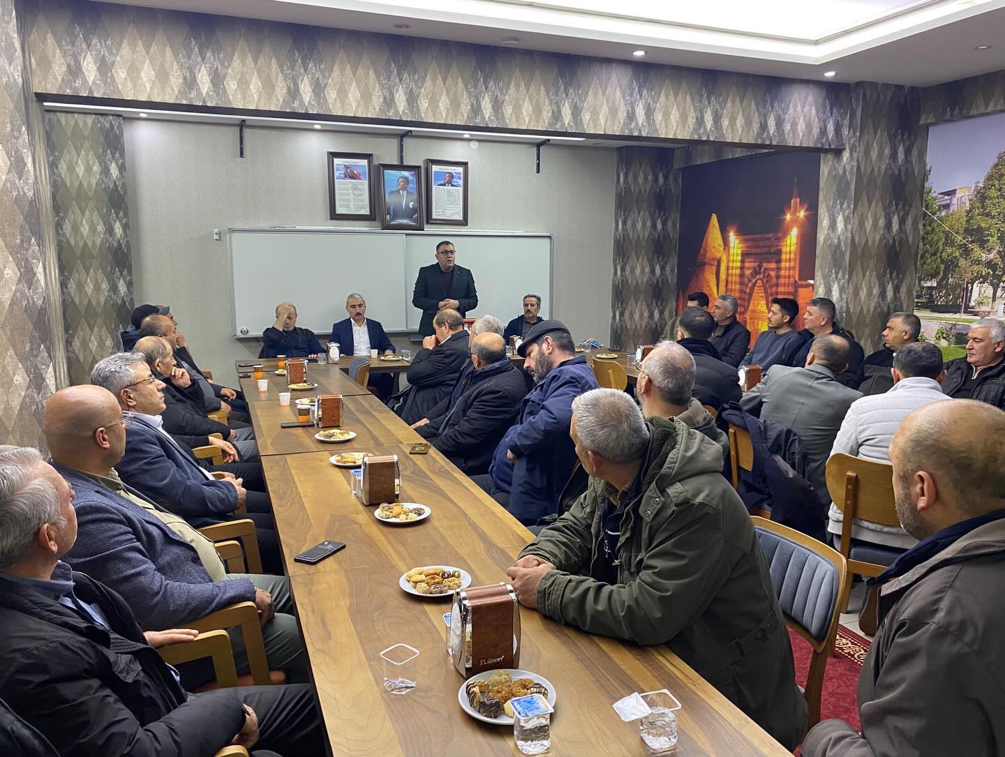 622786502 17972303007004141 6737883849411392 N