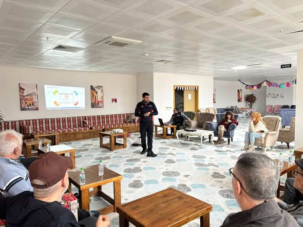 624048087 18326176558219328 4031302096368418098 N