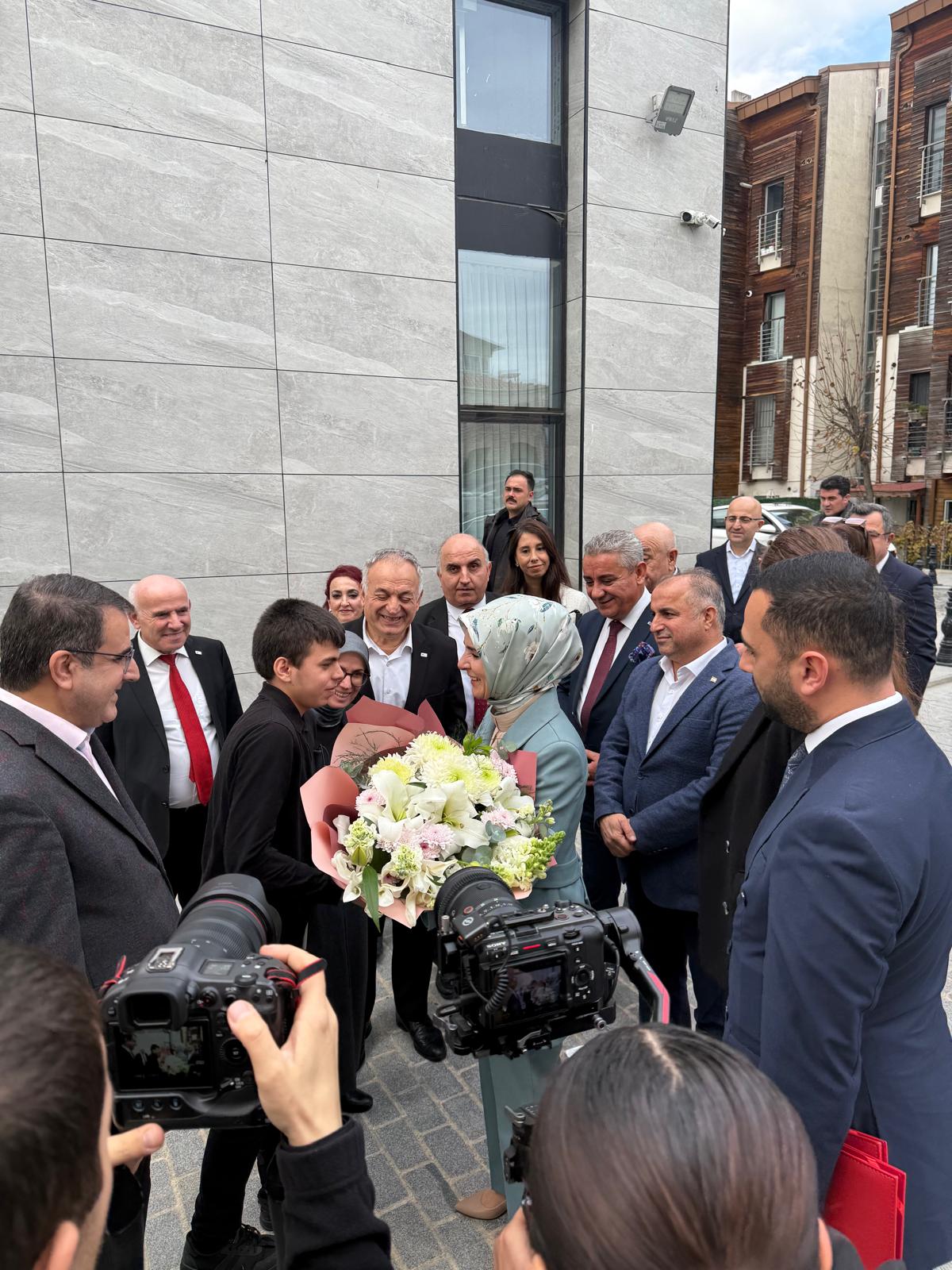 8Ba98713 C803 4775 B3C5 Ec707181B8E6