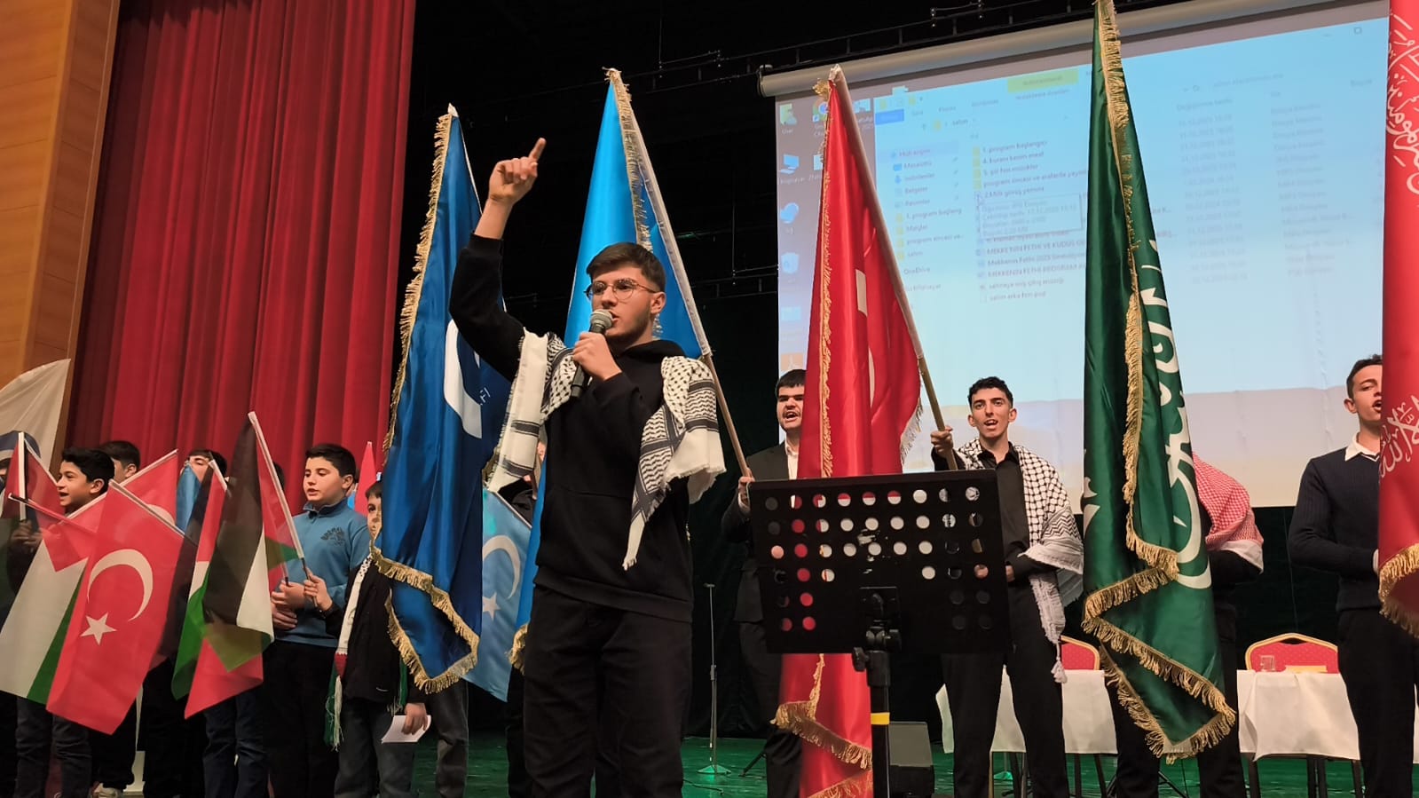 E09F8D50 D37E 456D 9893 0D7A6A46A65C