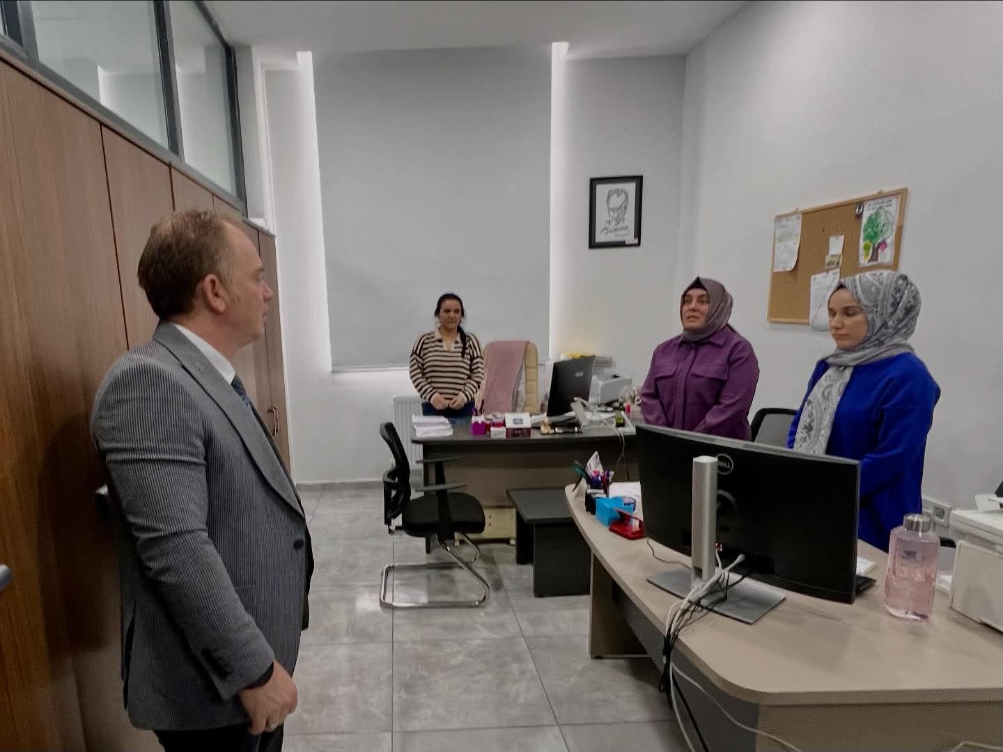 F B I M G 1768409433536