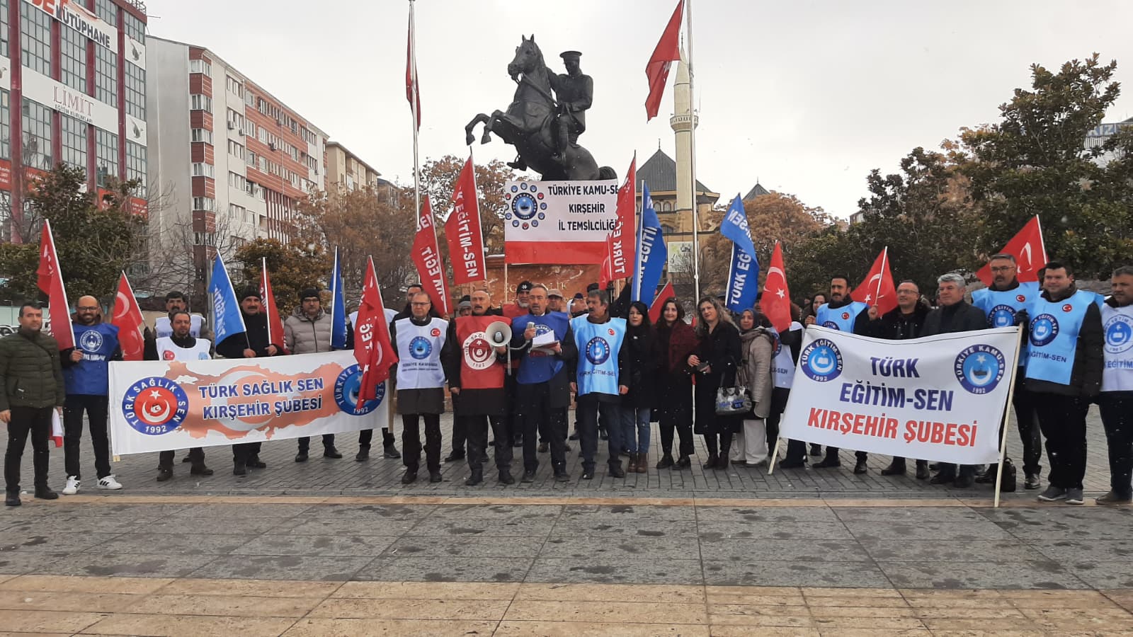 Whatsapp Image 2026 01 14 At 12.39.38 (1)