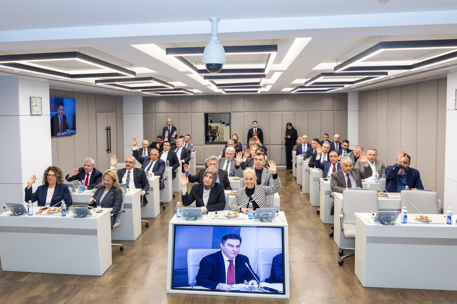 61Aeb1F9 56B8 40F4 9E25 A0Ba36E91E71