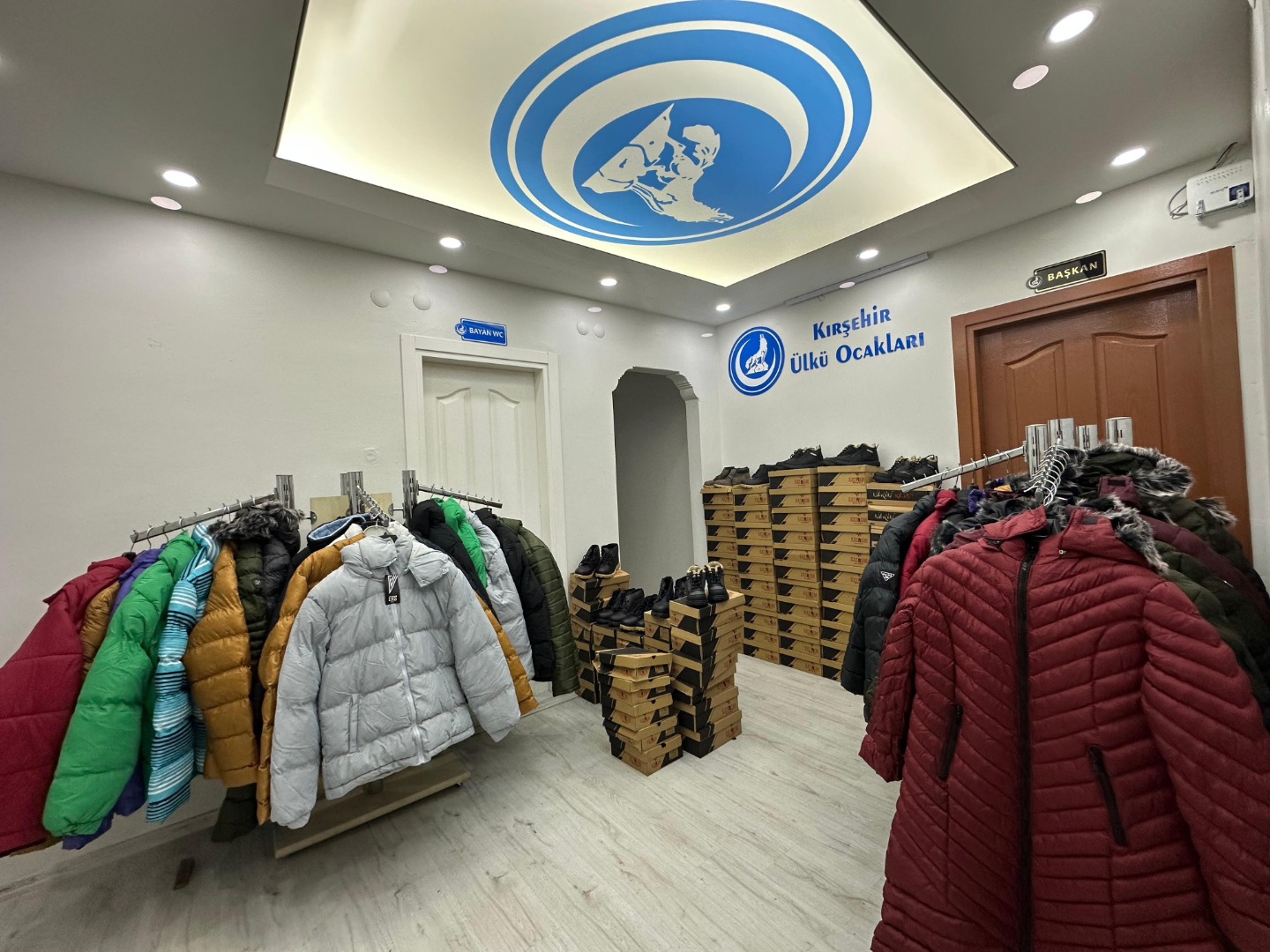 624640195 2793279017691899 8630296185920586341 N