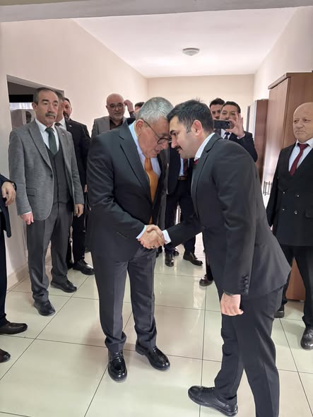 627702487 25818101407873892 3114944317114287879 N