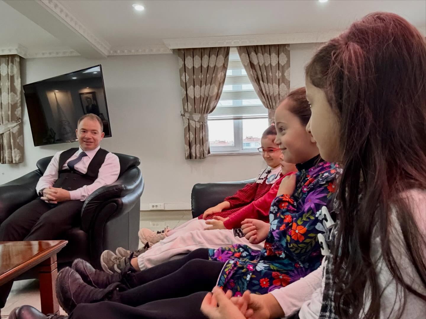 630611431 18306938851280266 4907456005881812349 N