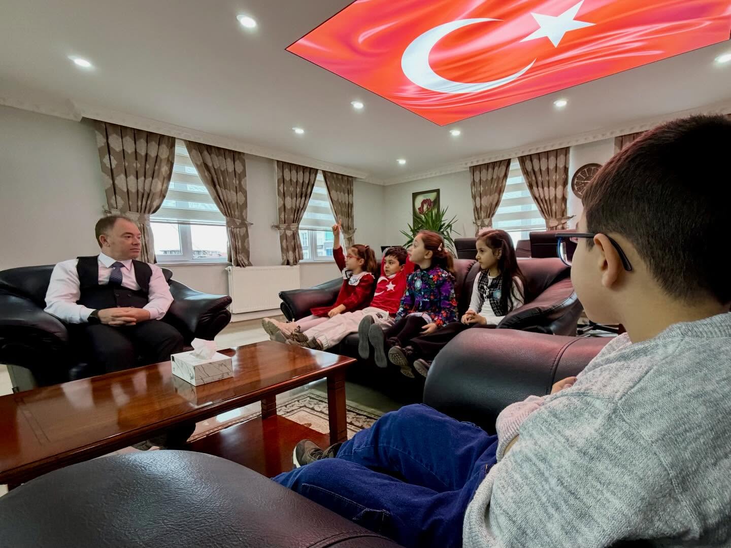 630924448 18306938878280266 2343658194577440021 N