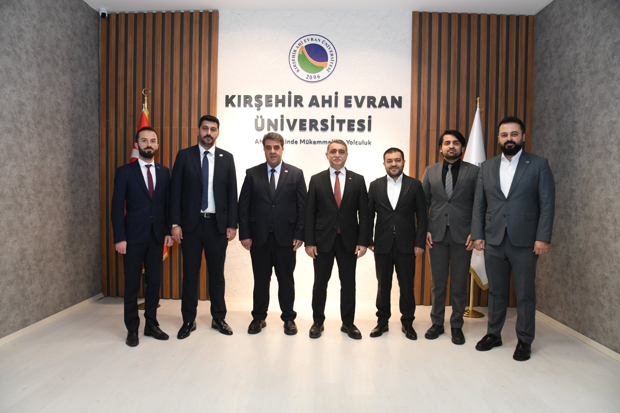 632482395 4112090699010308 1571016588752613847 N