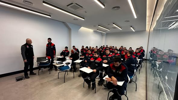 633056416 18328641673219328 2449431635691612326 N