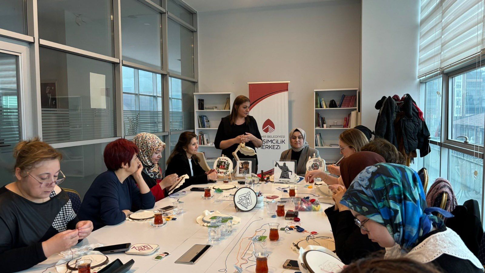 634373189 1250324617280953 2024231980027431042 N