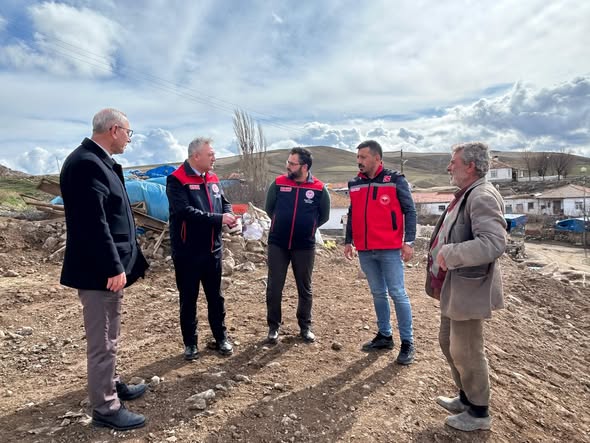 635116925 915013724336725 5312897845160406433 N