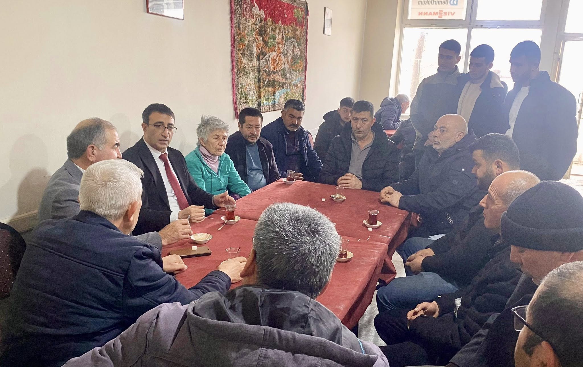 635406676 2056926841546749 2174225976510409885 N