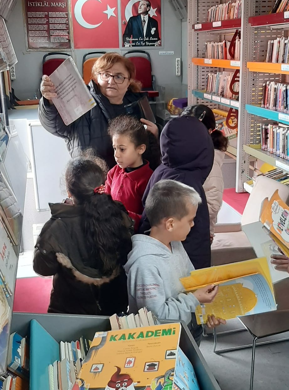 637206745 18361000537207723 5370689710710874672 N