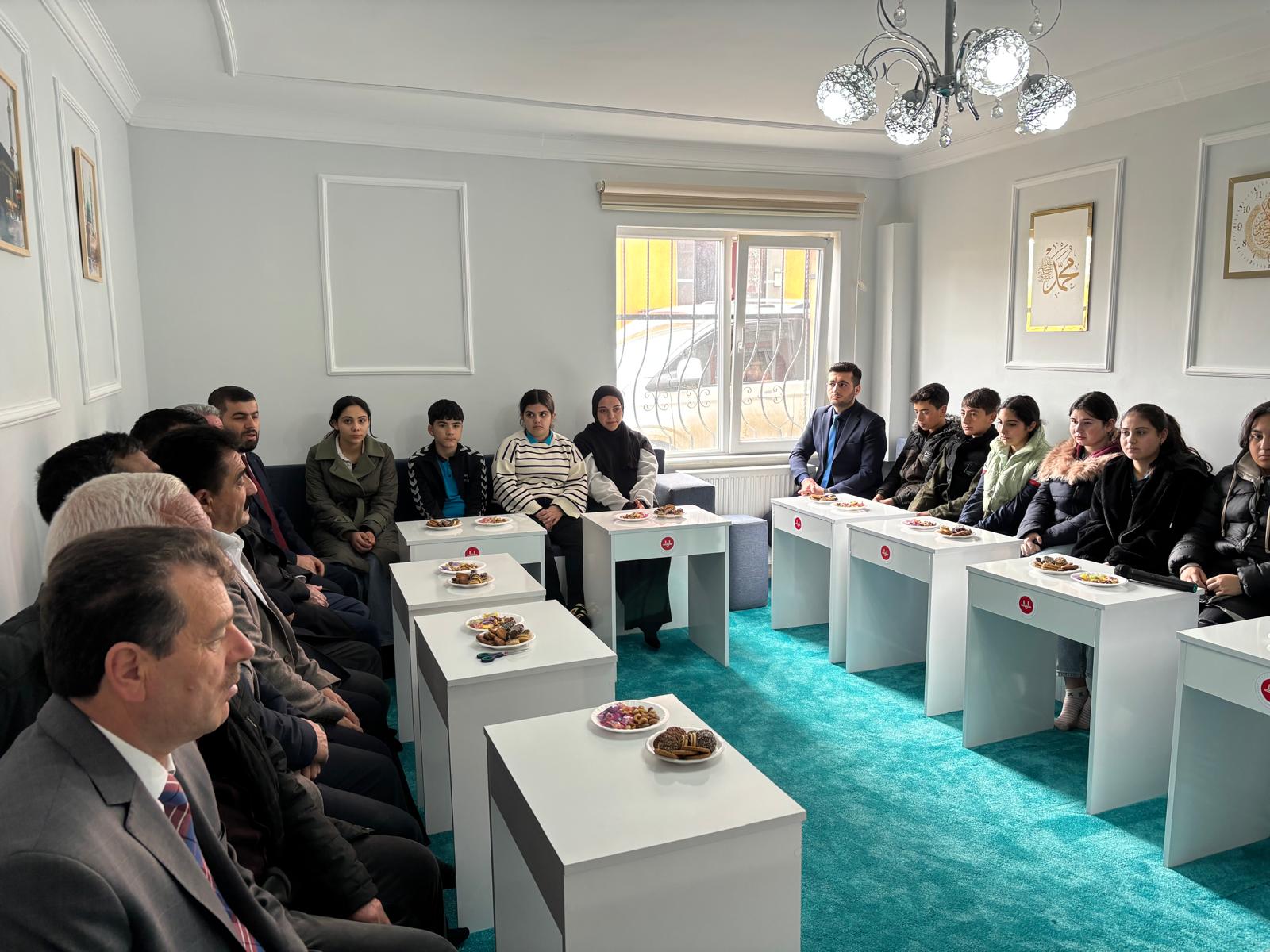 637640465 919710830563587 3862942023938707004 N