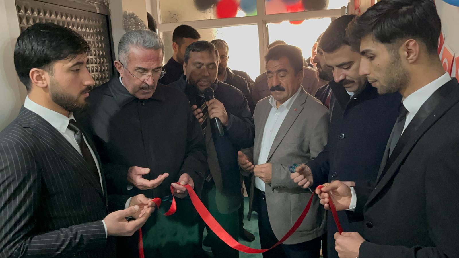 638342821 919710840563586 8478987874423562974 N