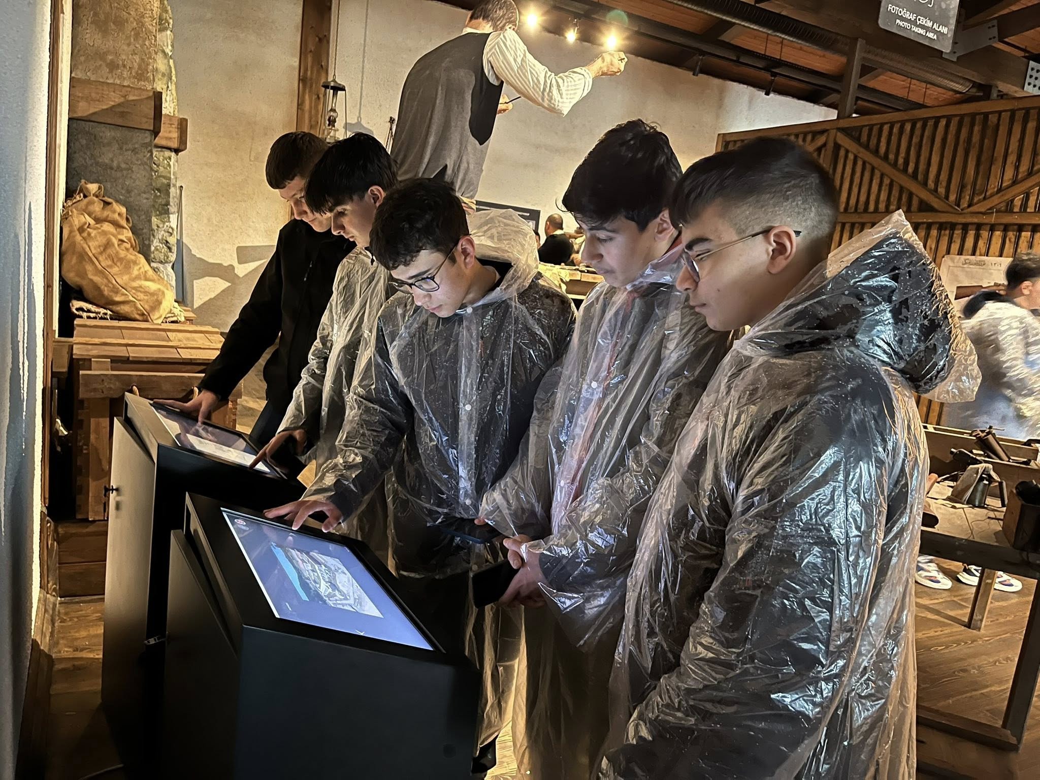 640322087 1356783383157763 7773027096521409097 N