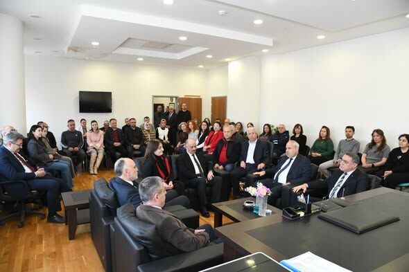 641106577 18570907189017709 2787596982400249162 N