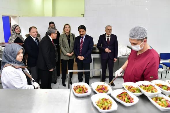 641226166 18308846782280266 3758423746739293460 N